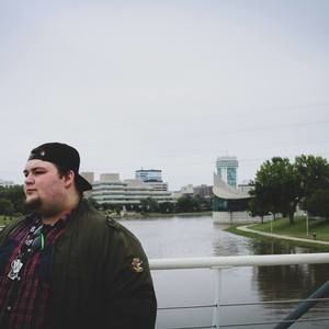 Meet your Posher, Brody